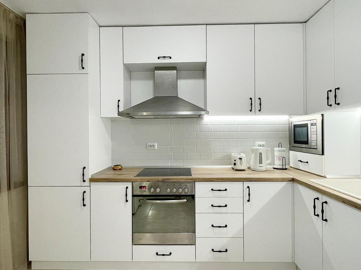 Fenix 2 Bedroom Apartment Varna Center Exterior photo
